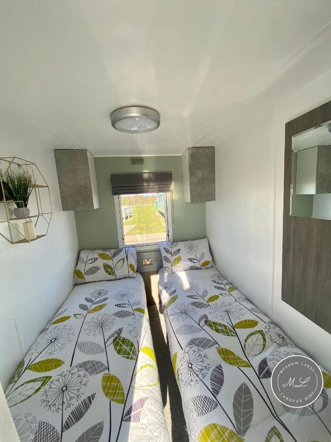 Meadow Lakes 22 - Golden Palm, Pet Friendly, Wifi, Bed Linen - Meadow Lakes Caravan & Lodge Hire Skegness Luaran gambar